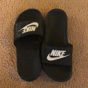 Nike slides